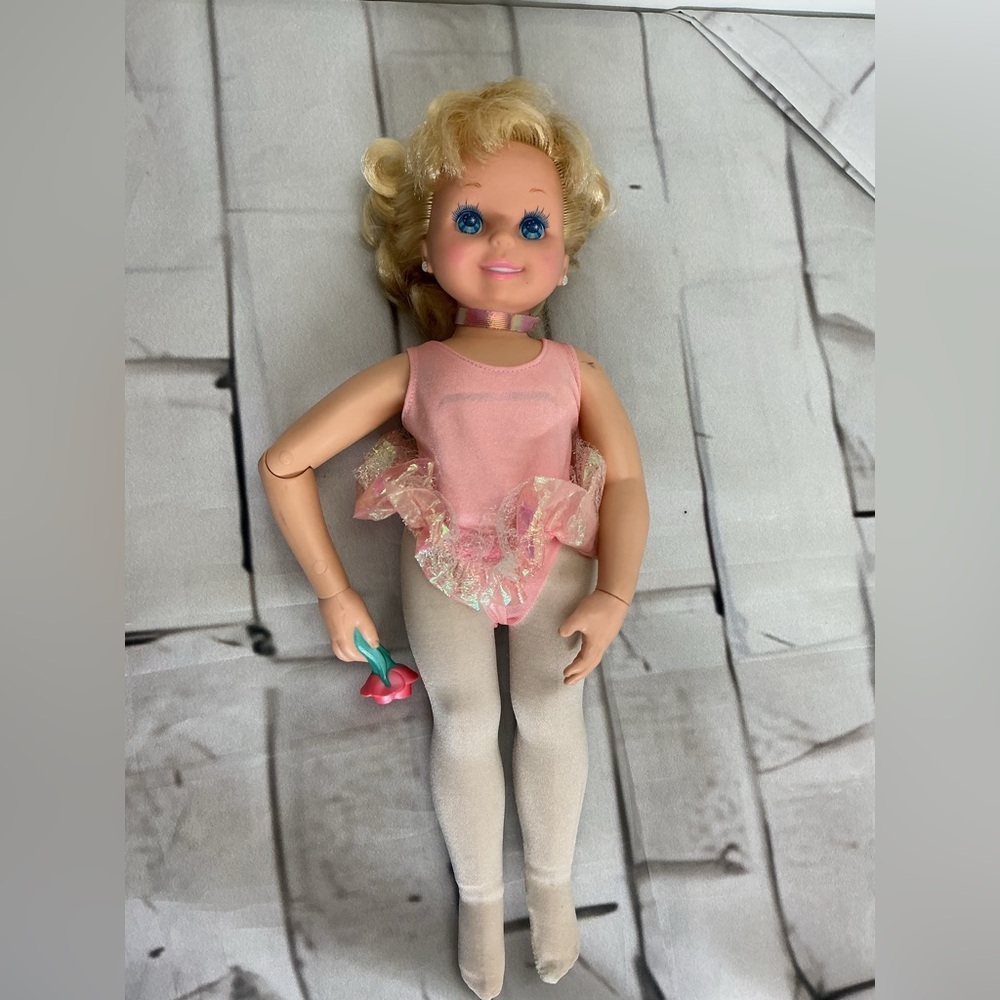 Vintage tyco 1989 Adorable Pink Ballerina Doll with Blonde Curls